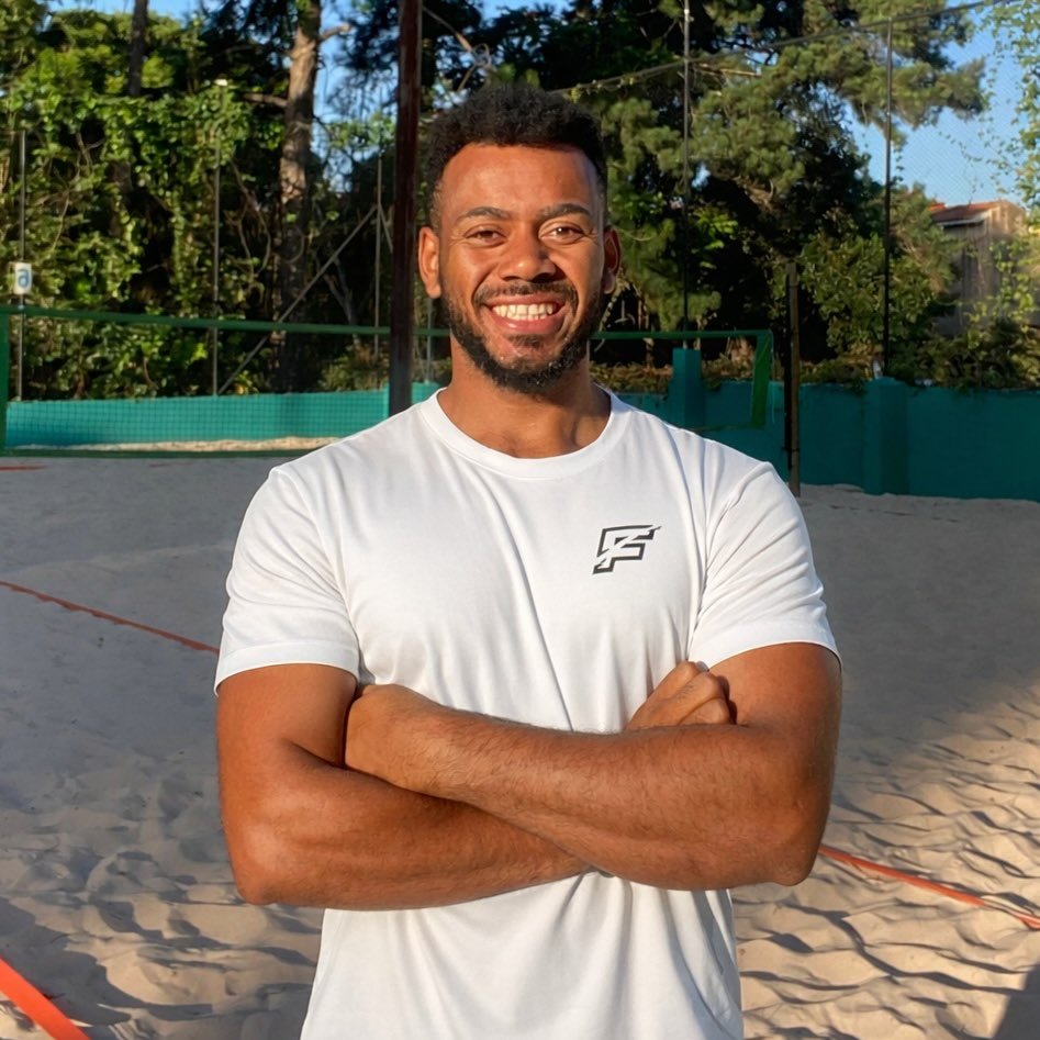 Robson Moreira, especialista em Beach Tennis